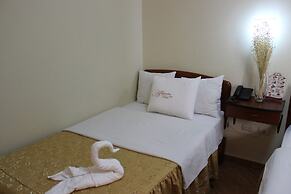 Alejandra Hotel