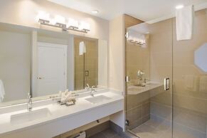 Villa Eyrie Resort
