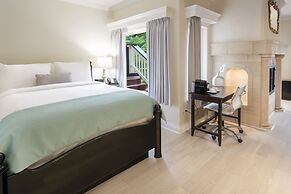 Villa Eyrie Resort