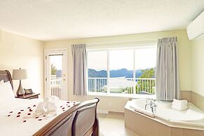Villa Eyrie Resort