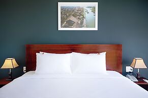 Green Apple Hotel
