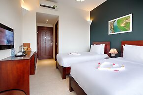 Green Apple Hotel