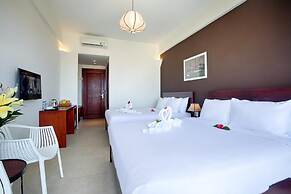 Green Apple Hotel