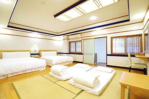 Gorgeous Hot Spring Resort