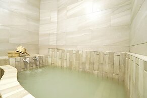 Gorgeous Hot Spring Resort