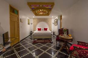 Riad Amor