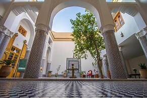 Riad Amor