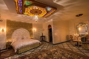 Riad Amor