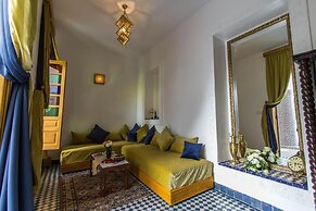 Riad Amor