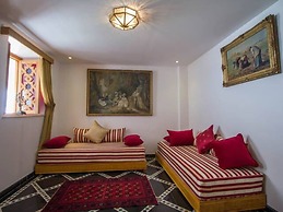 Riad Amor