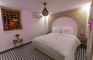Riad Amor