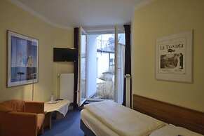 Alpha Hotel-Pension
