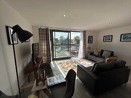 Clyde Waterfront Apartments
