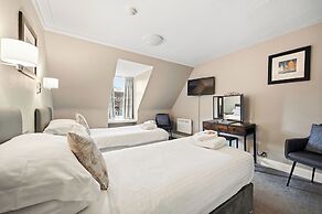 Corran House Guest House & Hostel