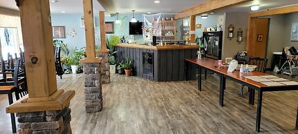 North Shore Wayside Inn