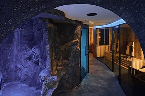 Hotel Savoy