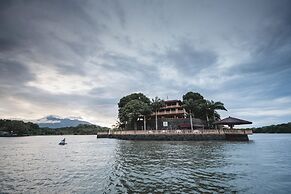 Hotel El Reith Lake Granada Nicaragua