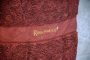Ribbonwood Country House