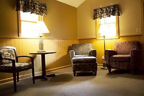Giant City Lodge
