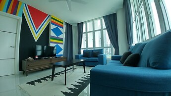 Holi 1Medini Suites