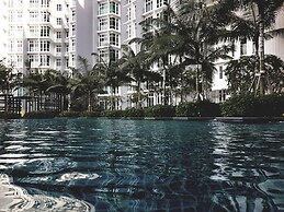 Holi 1Medini Suites