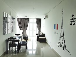 Holi 1Medini Suites