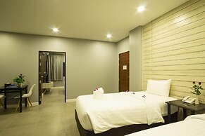 C Cha-am Hotel
