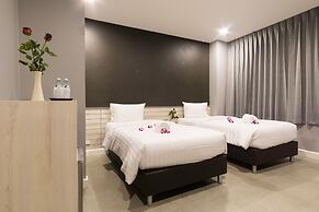 C Cha-am Hotel