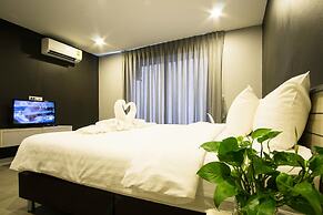 C Cha-am Hotel