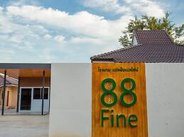 88 Fine Hotel