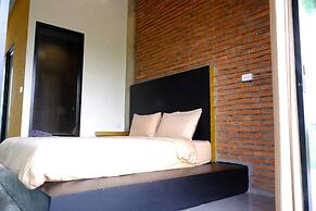 88 Fine Hotel