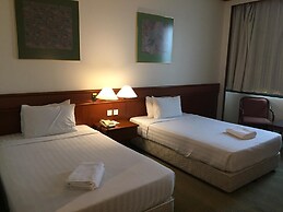 Park Avenue Hotel