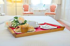 Park Avenue Hotel