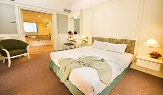 Park Avenue Hotel
