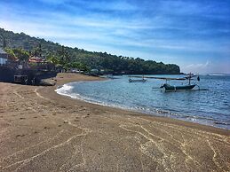 The Beach Candidasa