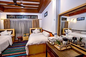 Shangri-la Boutique Hotel