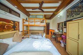 Shangri-la Boutique Hotel