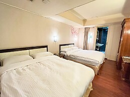 Spring Art Hotel