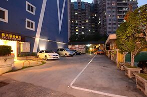 Spring Art Hotel