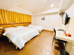Spring Art Hotel