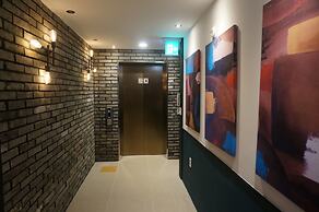 Hotel MU