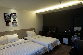 Hotel MU