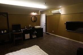 Hotel MU