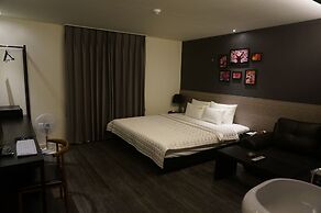 Hotel MU
