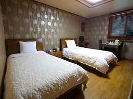 Hue Hotel