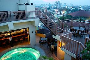 Palm Grass Hotel