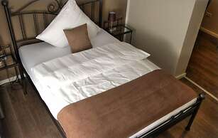 Apado-Hotel garni
