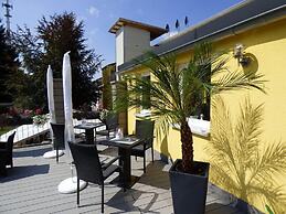 Apado-Hotel garni