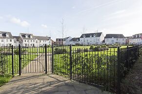 5 Rosebay Gardens