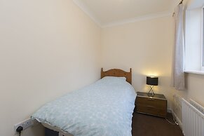 5 Rosebay Gardens